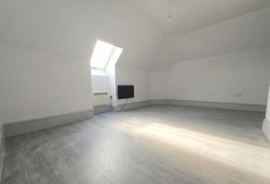 Photo 13- click for photo gallery